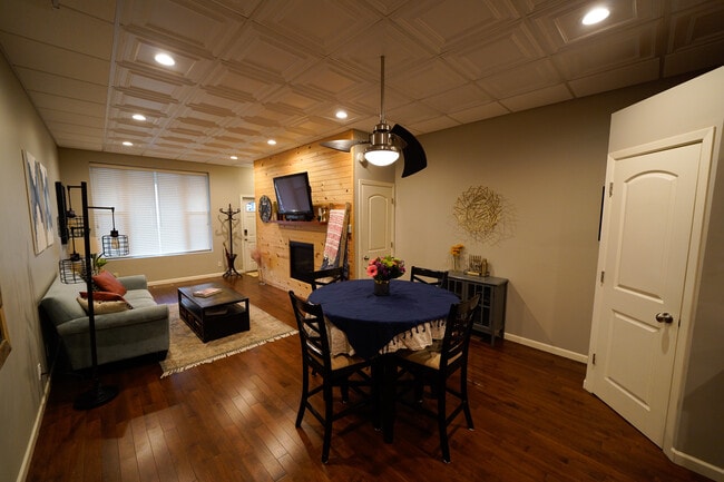 Photo - 1316 S 6th St Townhome