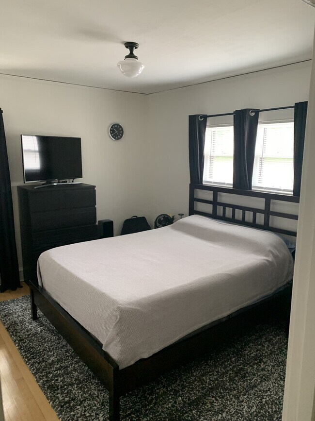 Dormitorio n.º 1 - 2476 N 68th St