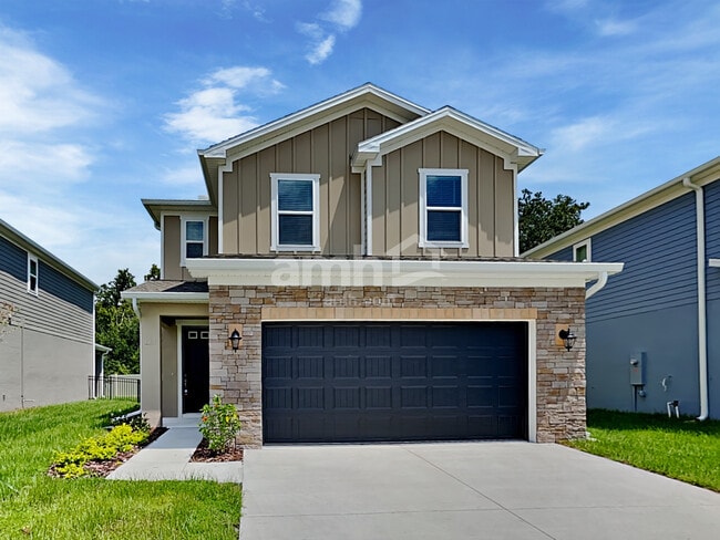 Building Photo - 1101 Walden Pond Dr