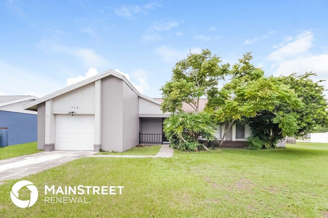 Building Photo - 713 E Flag Way