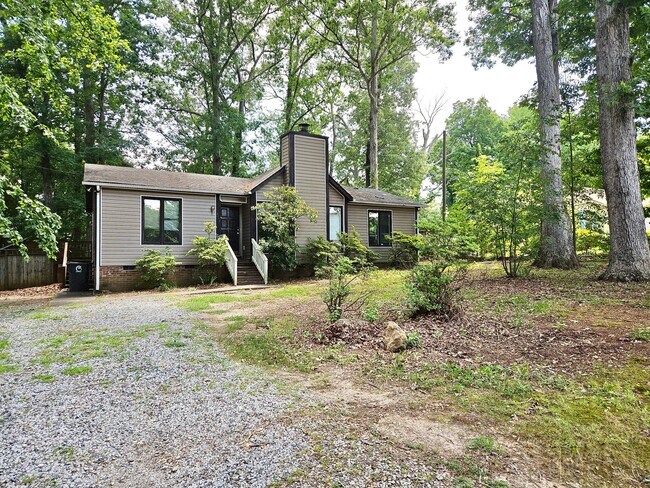 Building Photo - 2503 Harley Dr
