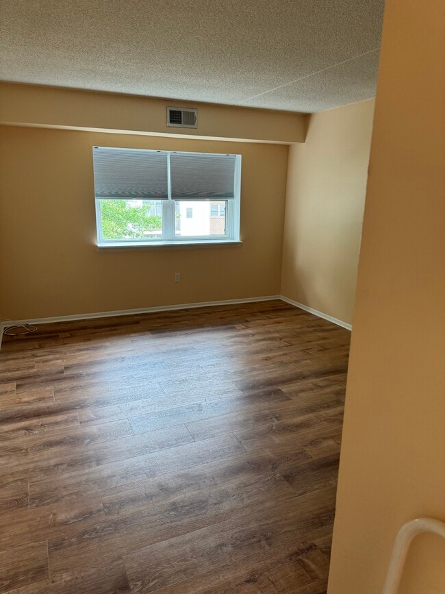 Building Photo - 80 Welsh Tract Rd