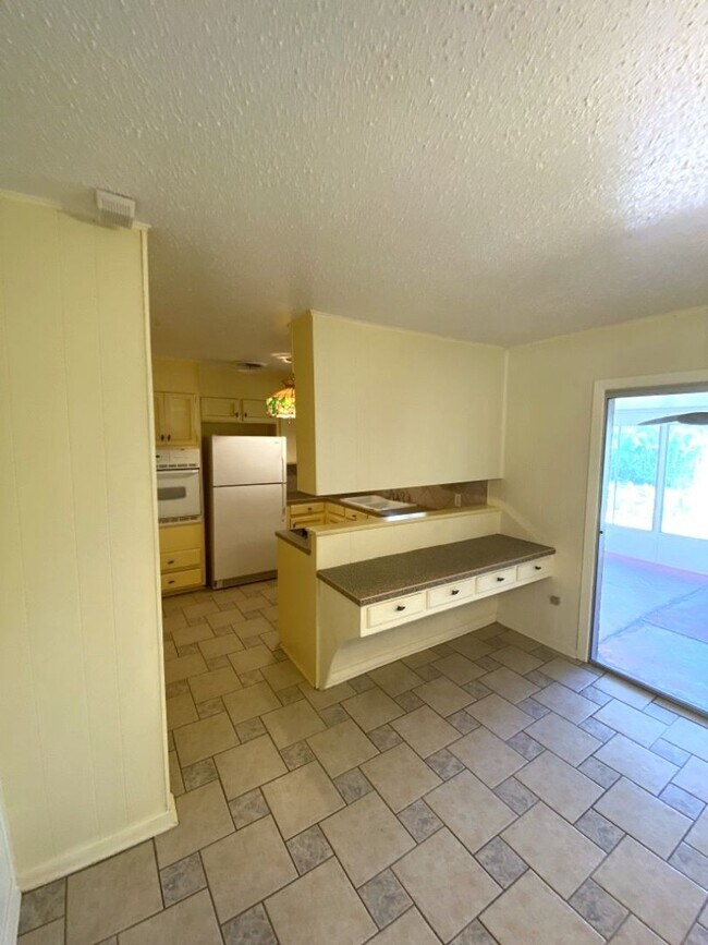 Foto del edificio - AVAILABLE NOW; APPLY AT OUR WEBSITE TODAY!!