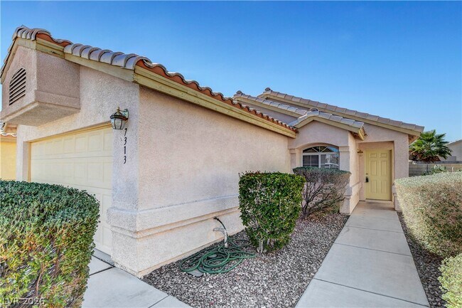 Foto del edificio - 7313 Backstretch Dr