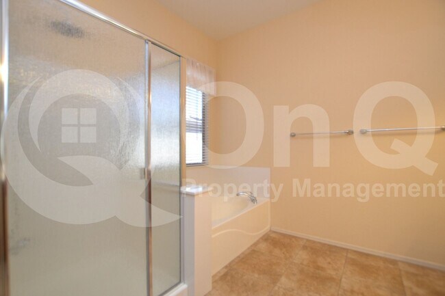 Foto del edificio - 3658 E Shannon St