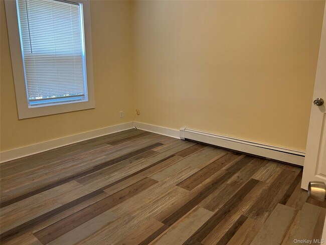 Foto del edificio - 46 Dawson Ave