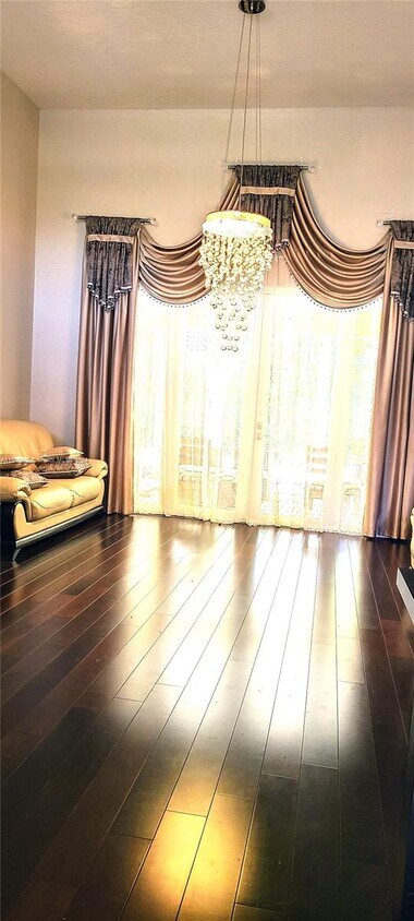 Foto principal - 6215 SW 56th St