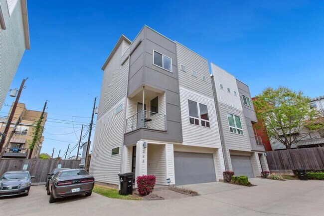 Building Photo - 348 Eado Park Cir