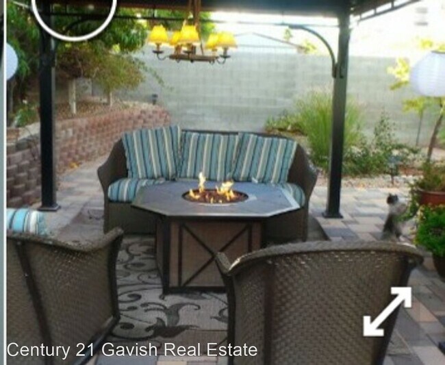 Building Photo - 3 br, 2 bath House - 565 Sentry Ave.