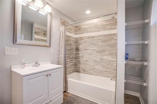 Building Photo - por1425