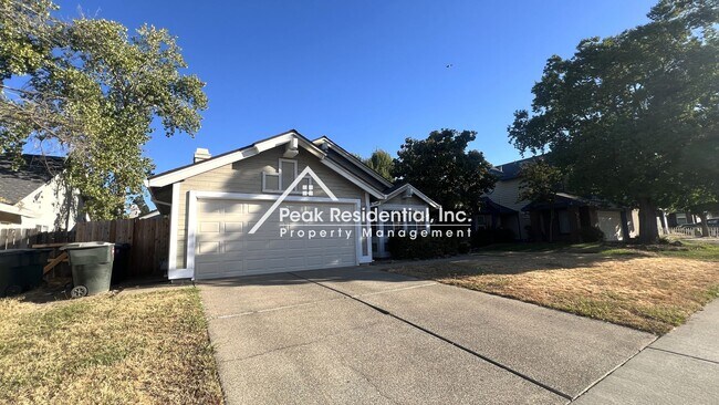 Foto del edificio - Wonderful Vintage Park 3bd/2ba Home with 2 Car Garage