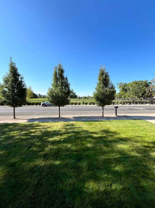 Foto del edificio - 1254 Shepard Ln