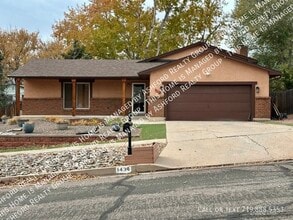 Building Photo - 1434 Tesla Dr