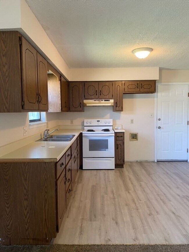Foto del edificio - Great Duplex! 2 Bed, 1 Bath
