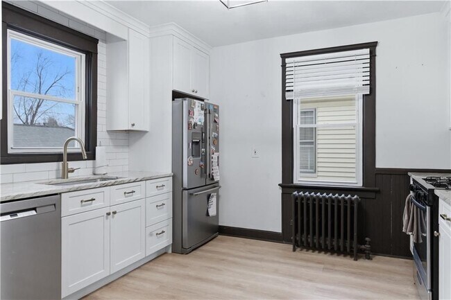 Foto del edificio - 44 Holburn Ave