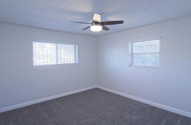 Building Photo - 7500 Edgemere Blvd