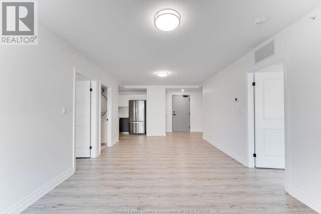 Building Photo - 3320 Stella Crescent