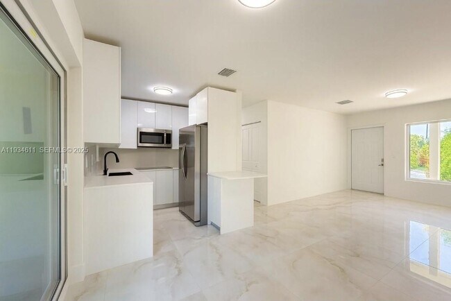 Foto del edificio - 11865 SW 186th St