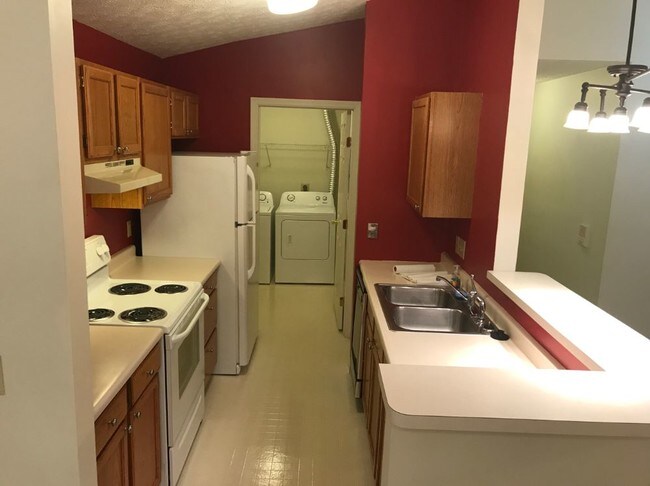 Foto del edificio - 7646 Shawnee Ln