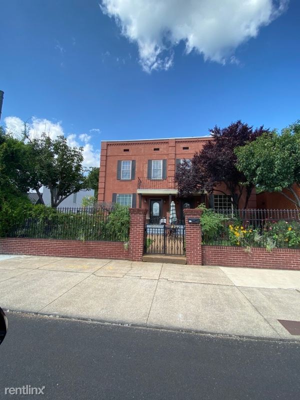 Foto principal - 10 br, 4.5 bath House - 823 Mccallie Ave