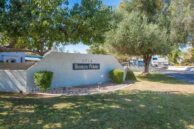 Building Photo - 3716 E University Dr