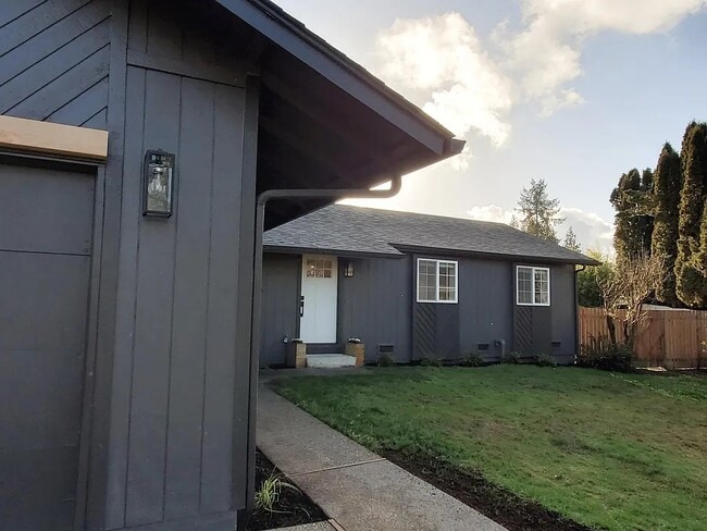 Building Photo - 4103 Kings Ct
