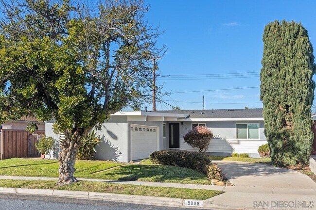 Building Photo - 5006 Chaucer Ave