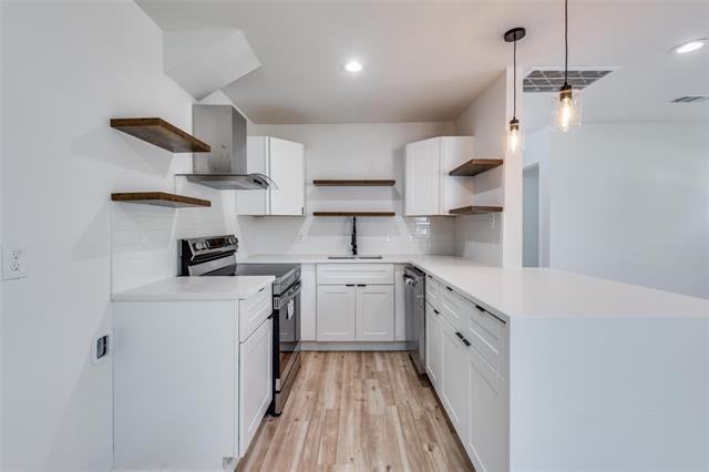Building Photo - 1702 Oak Lea Dr