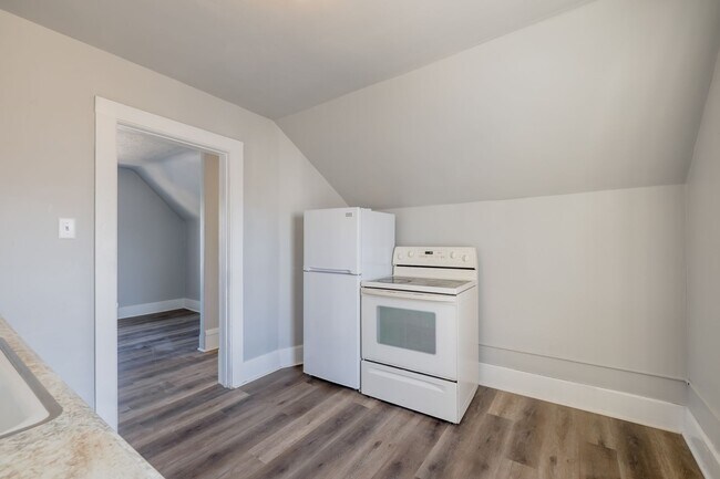 Foto del edificio - 159 E 10th St