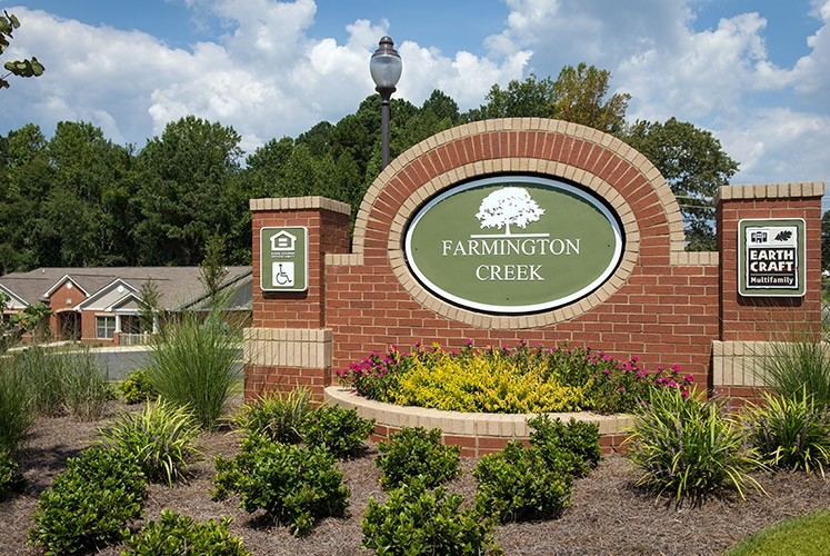 Foto principal - Farmington Creek Apartments