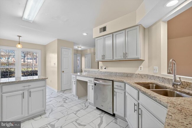 Foto del edificio - 8060 Morning Meadow Ct