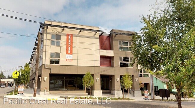 Foto del edificio - 2400 E Boston St