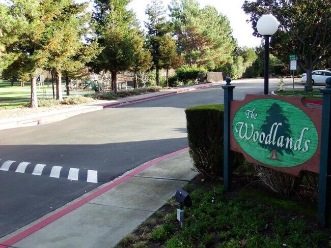 Building Photo - 2 bedroom in Dublin CA 94568