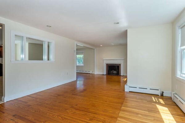 Building Photo - 36 Pleasant Cir