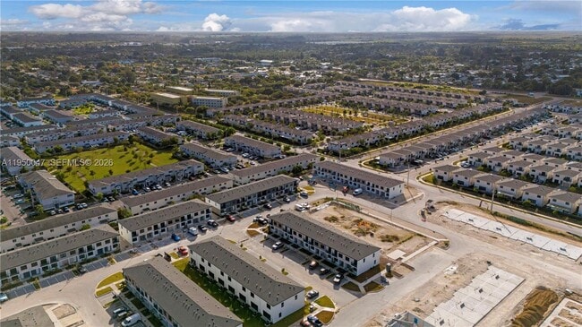 Foto del edificio - 417 NW 13th Ct