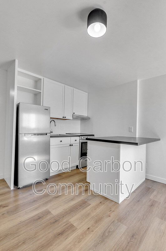 Foto del edificio - 111 Porter Ave