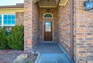 Building Photo - 2646 Leopard Ct