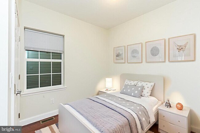 Foto del edificio - 1802 E Huntingdon St