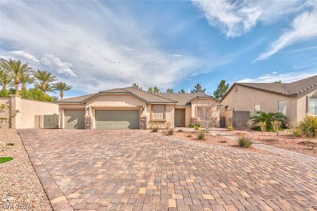 Building Photo - 2520 Silver Beach Dr