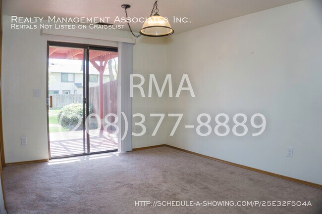 Foto del edificio - 1025 E Congress St