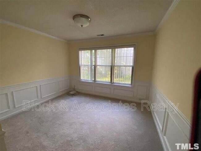 Foto del edificio - 112 Brierridge Dr