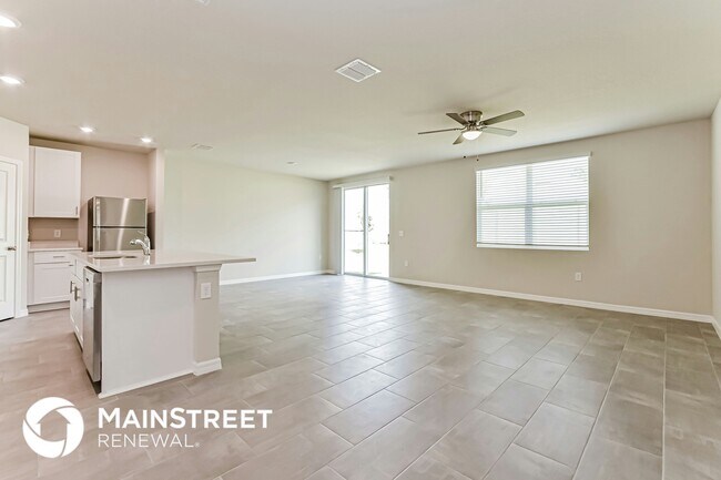 Building Photo - 1090 Oak Vly Dr