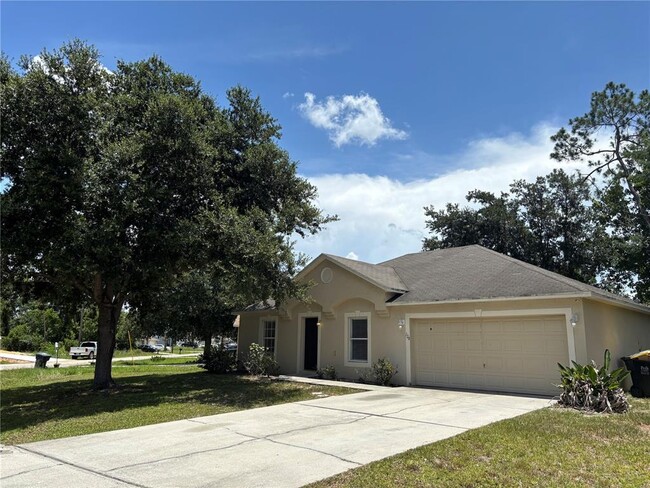 Building Photo - 120 Spoonbill Ct