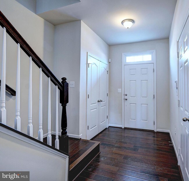 Building Photo - 203 Gunther Pl