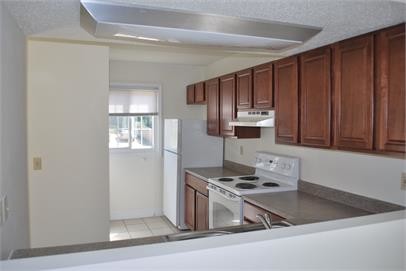 Building Photo - 618 E Campus Dr