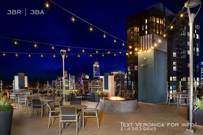 Foto del edificio - High Rise DT with amazing Ladybird Lake views