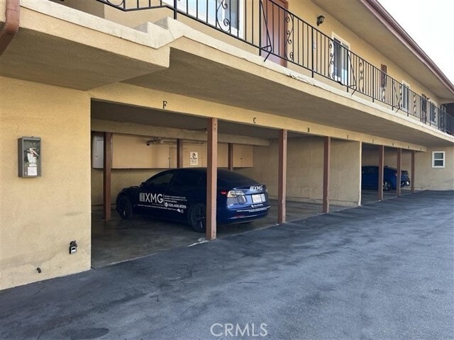 Building Photo - 837 S Sierra Vista Ave