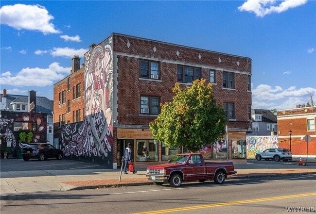 Building Photo - 1225 Hertel Ave