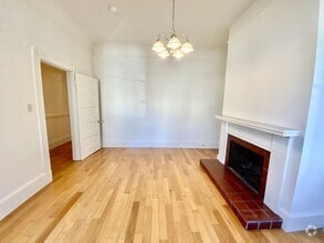 Building Photo - 135 Eureka St