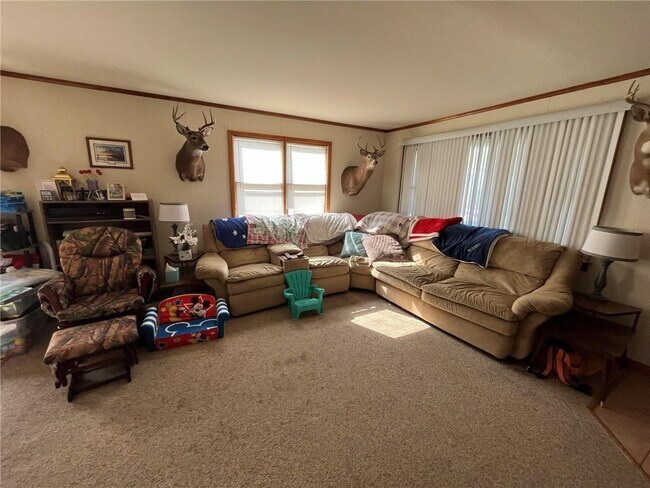 Building Photo - 2156 Community Dr